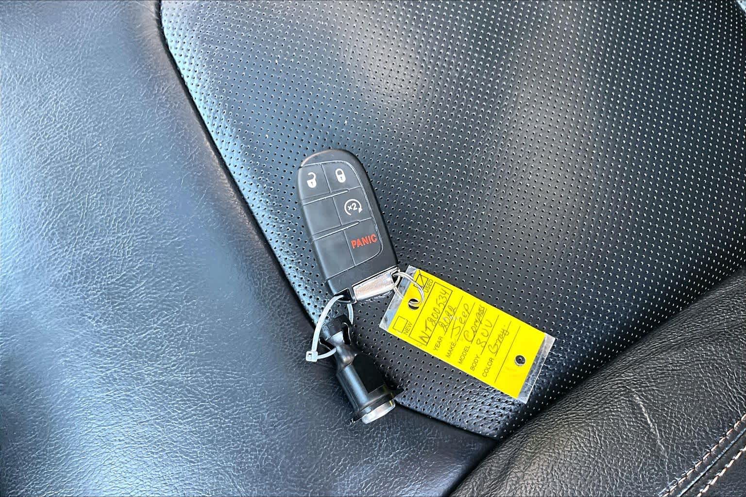 2022 Jeep Compass photo 14 of 33