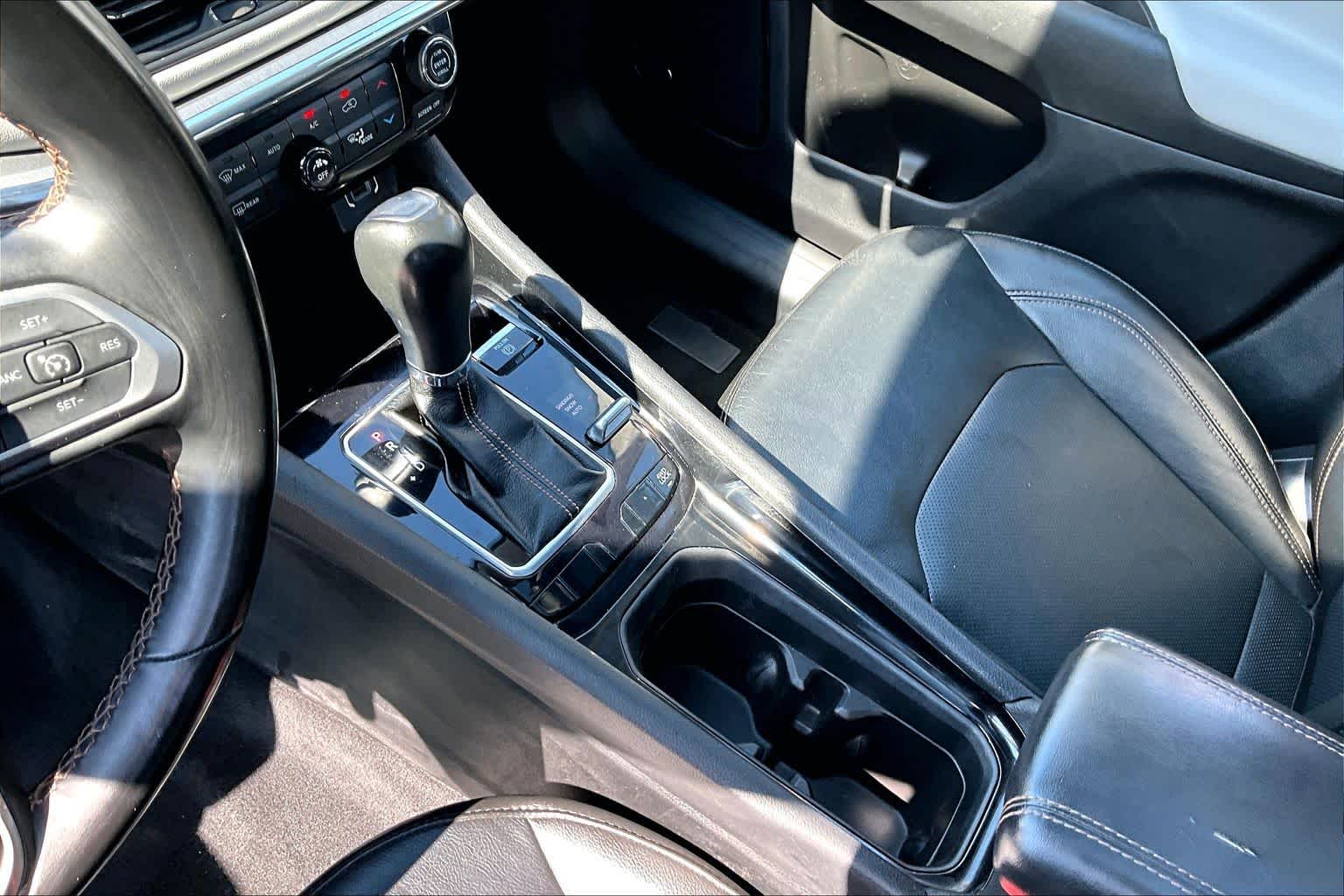 2022 Jeep Compass photo 16 of 33
