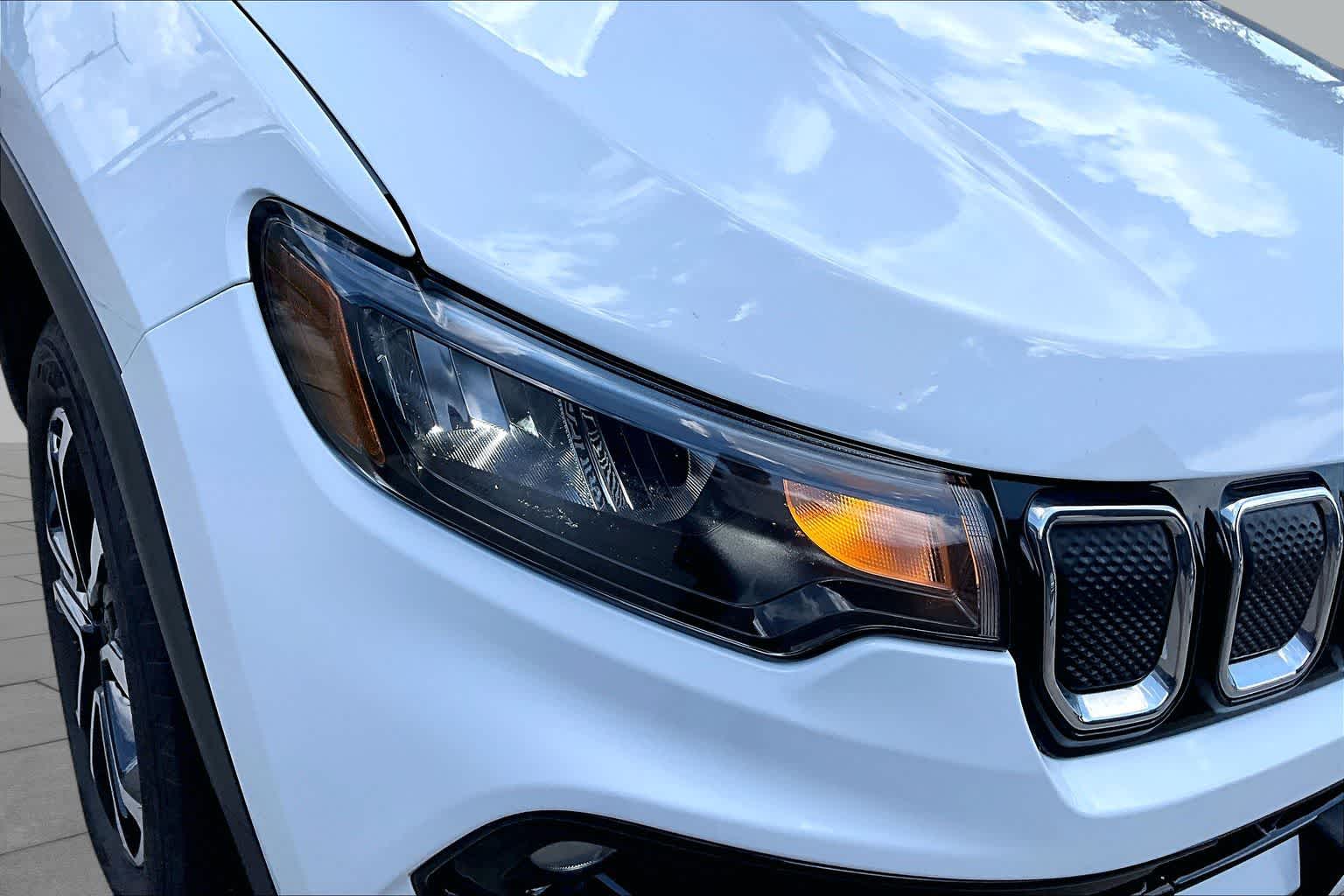 2022 Jeep Compass Limited Bright White Clearcoat at Tomball Chrysler Dodge Jeep Ram
