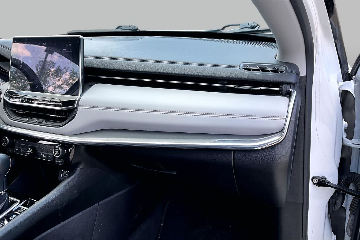 2022 Jeep Compass Limited Bright White Clearcoat at Tomball Chrysler Dodge Jeep Ram