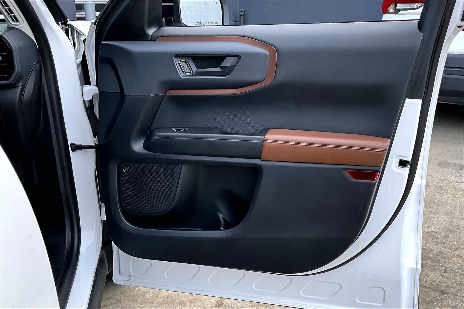 2022 Ford Bronco Sport Outer Banks Oxford White at Tomball Ford