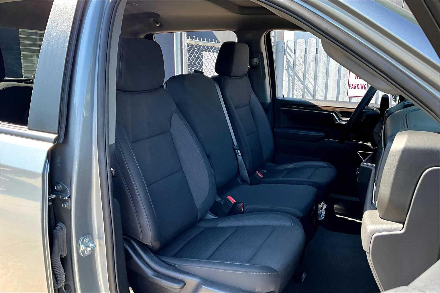 2025 Chevrolet Silverado 1500 LT - 7