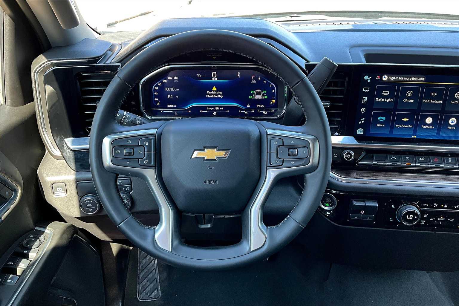 2025 Chevrolet Silverado 1500 LT - 4