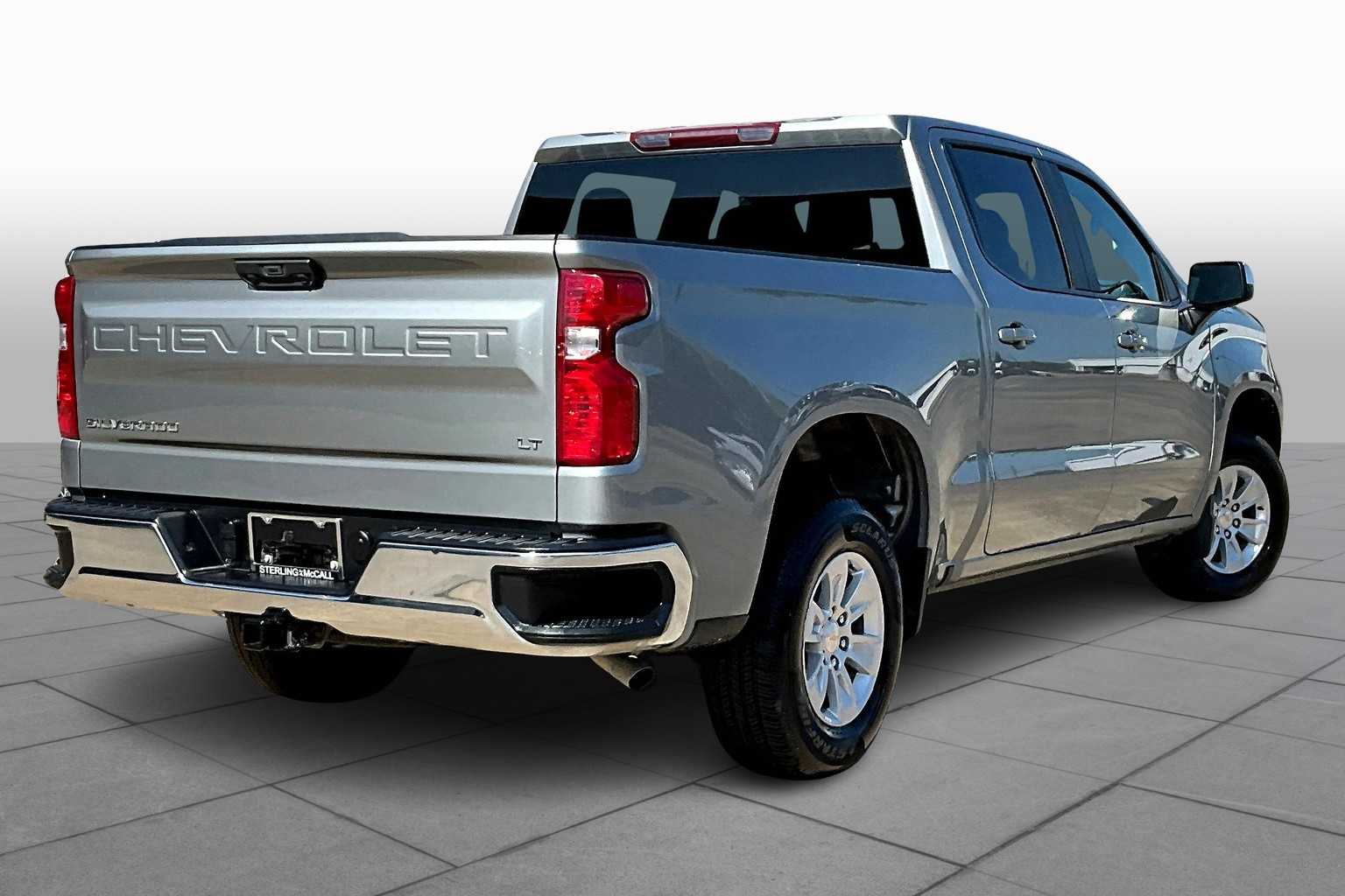 2025 Chevrolet Silverado 1500 LT - 11