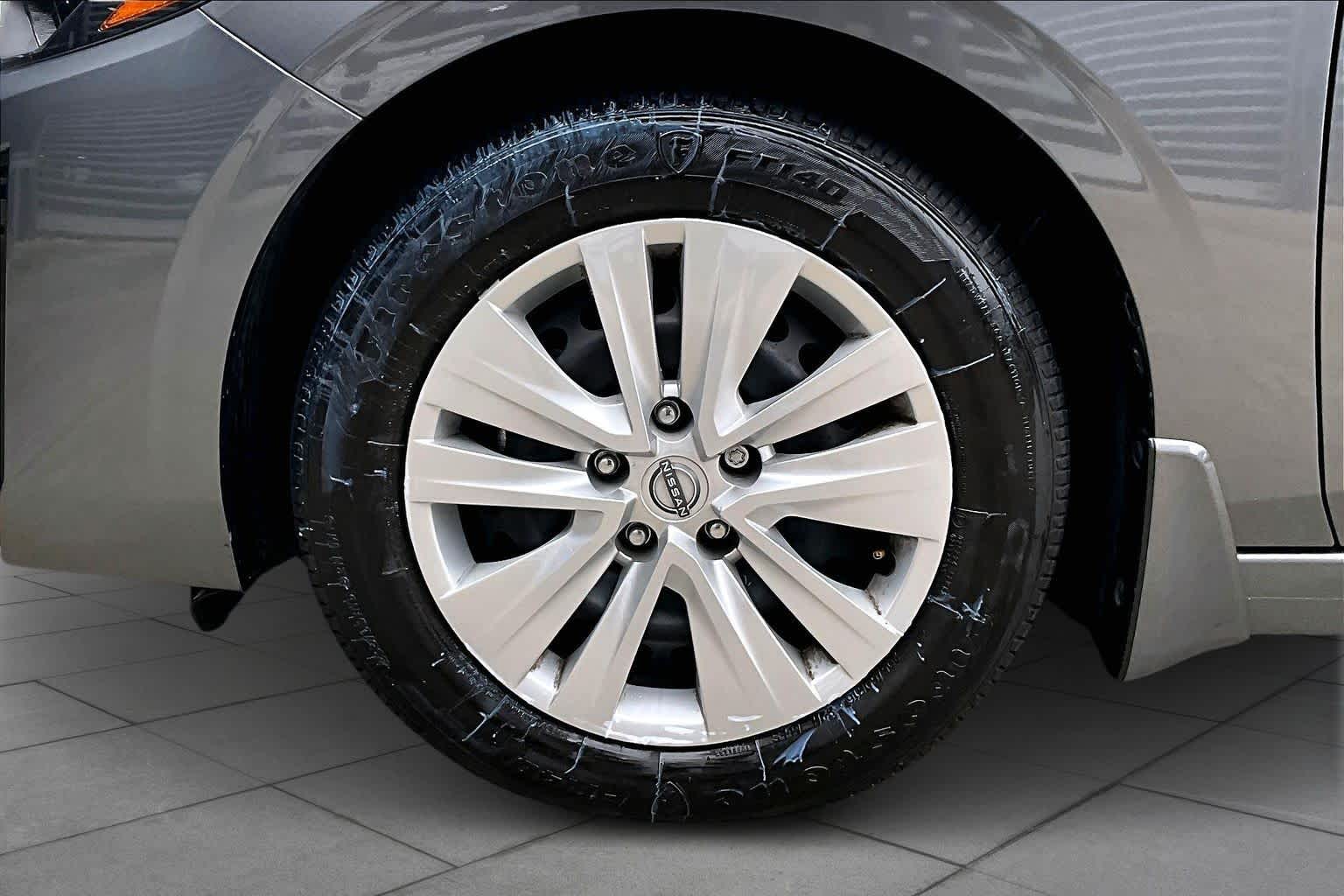 2025 Nissan Sentra S - 8