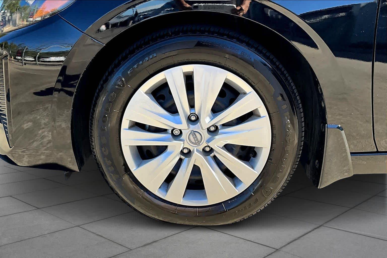 2025 Nissan Sentra S - 8