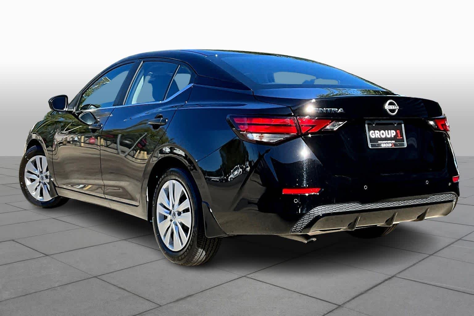 2025 Nissan Sentra S - 9