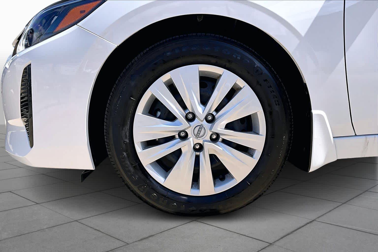 2025 Nissan Sentra S - 9