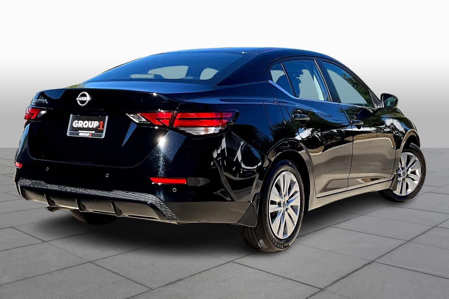 2025 Nissan Sentra S - 10