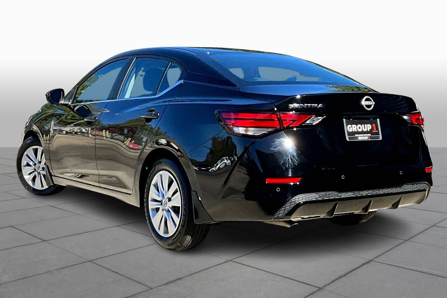 2025 Nissan Sentra S - 9