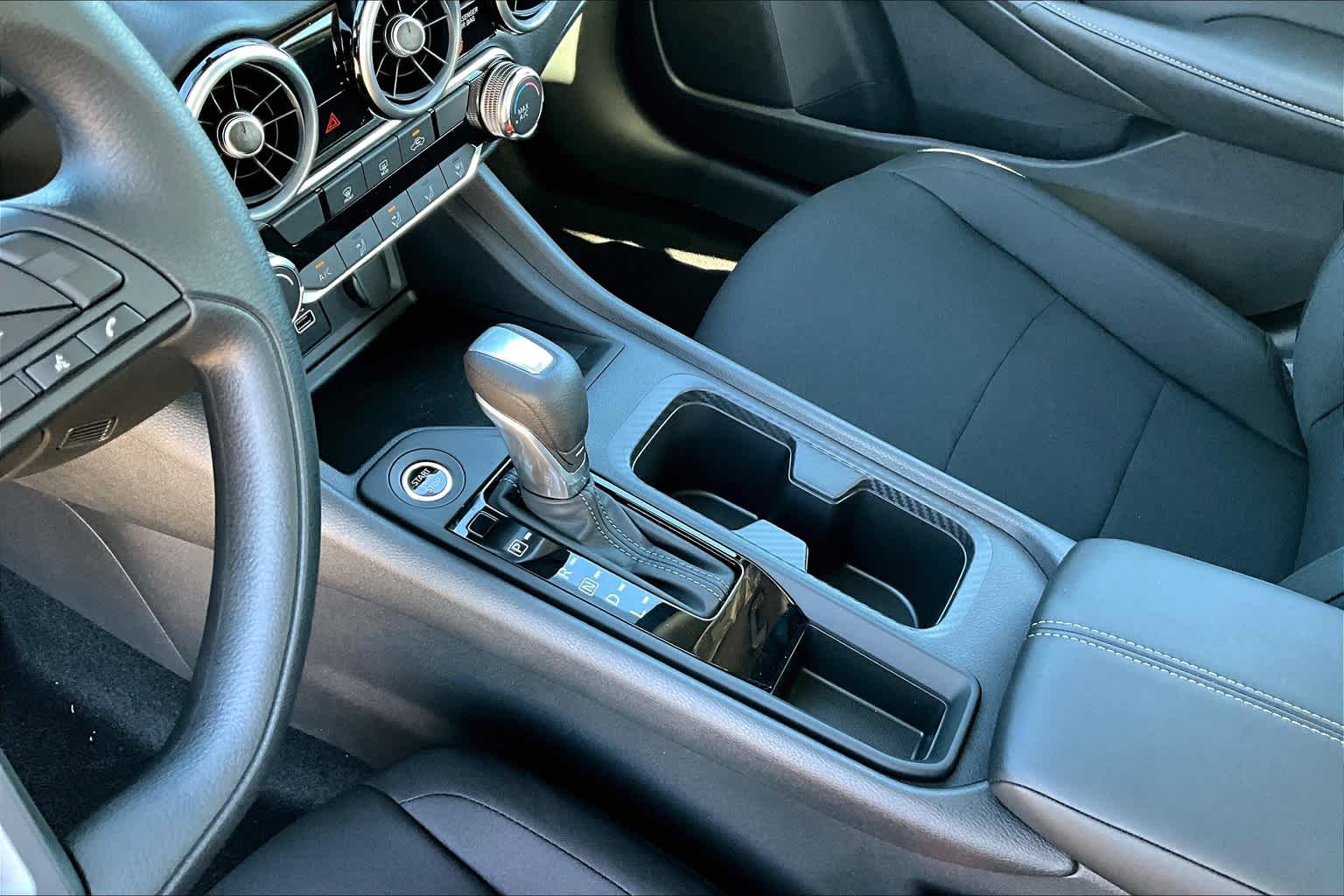 2025 Nissan Sentra S - 10