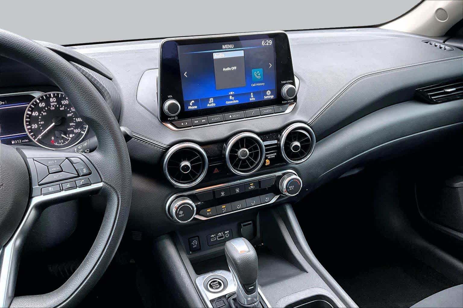 2024 Nissan Sentra photo 7 of 35