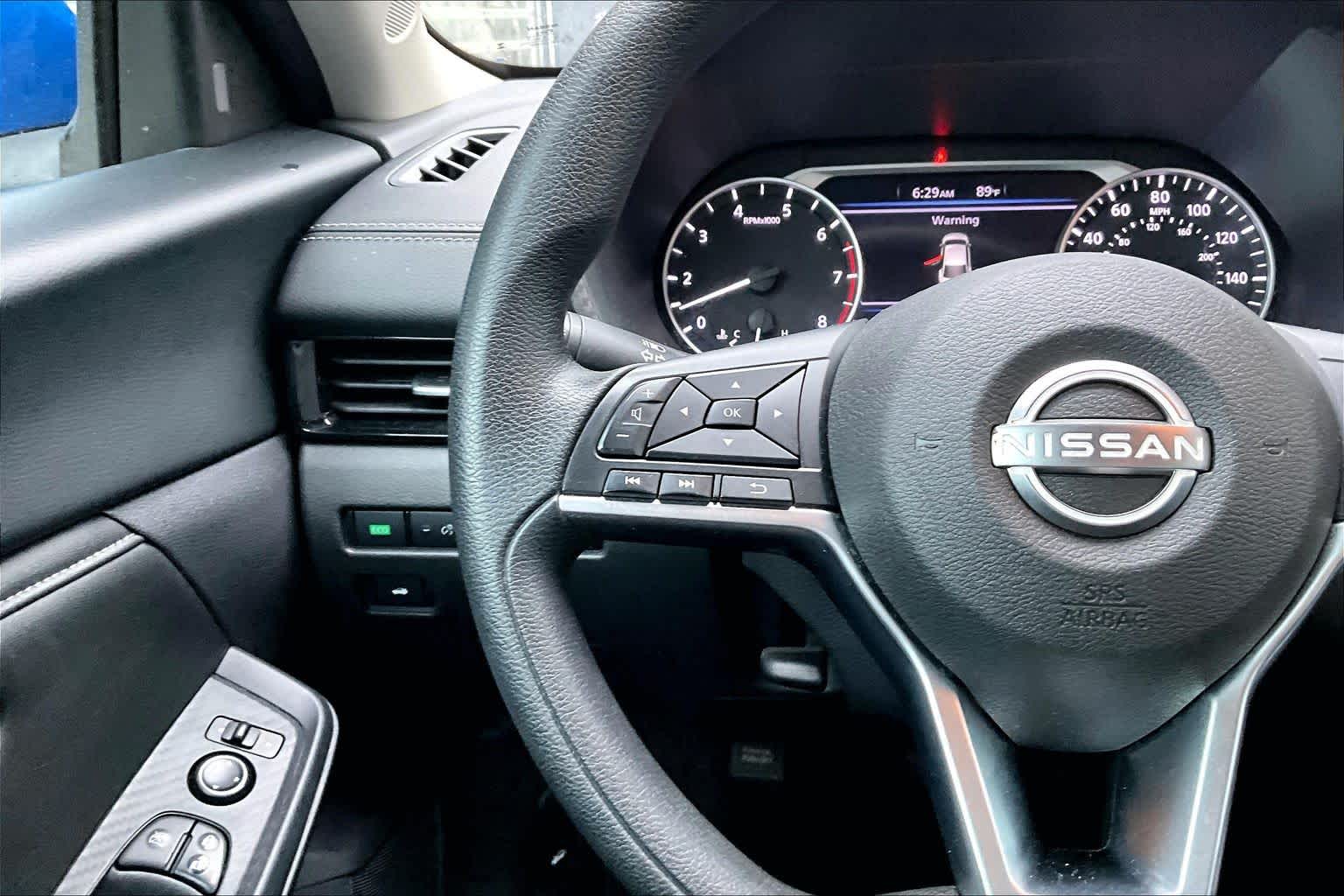 2024 Nissan Sentra photo 24 of 35