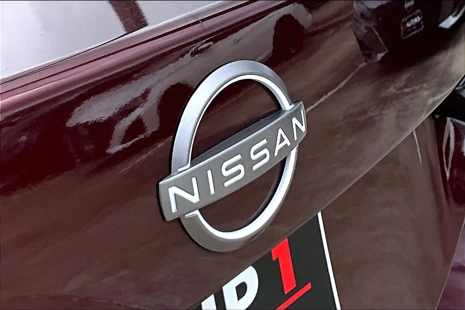 2024 Nissan Sentra photo 10 of 35