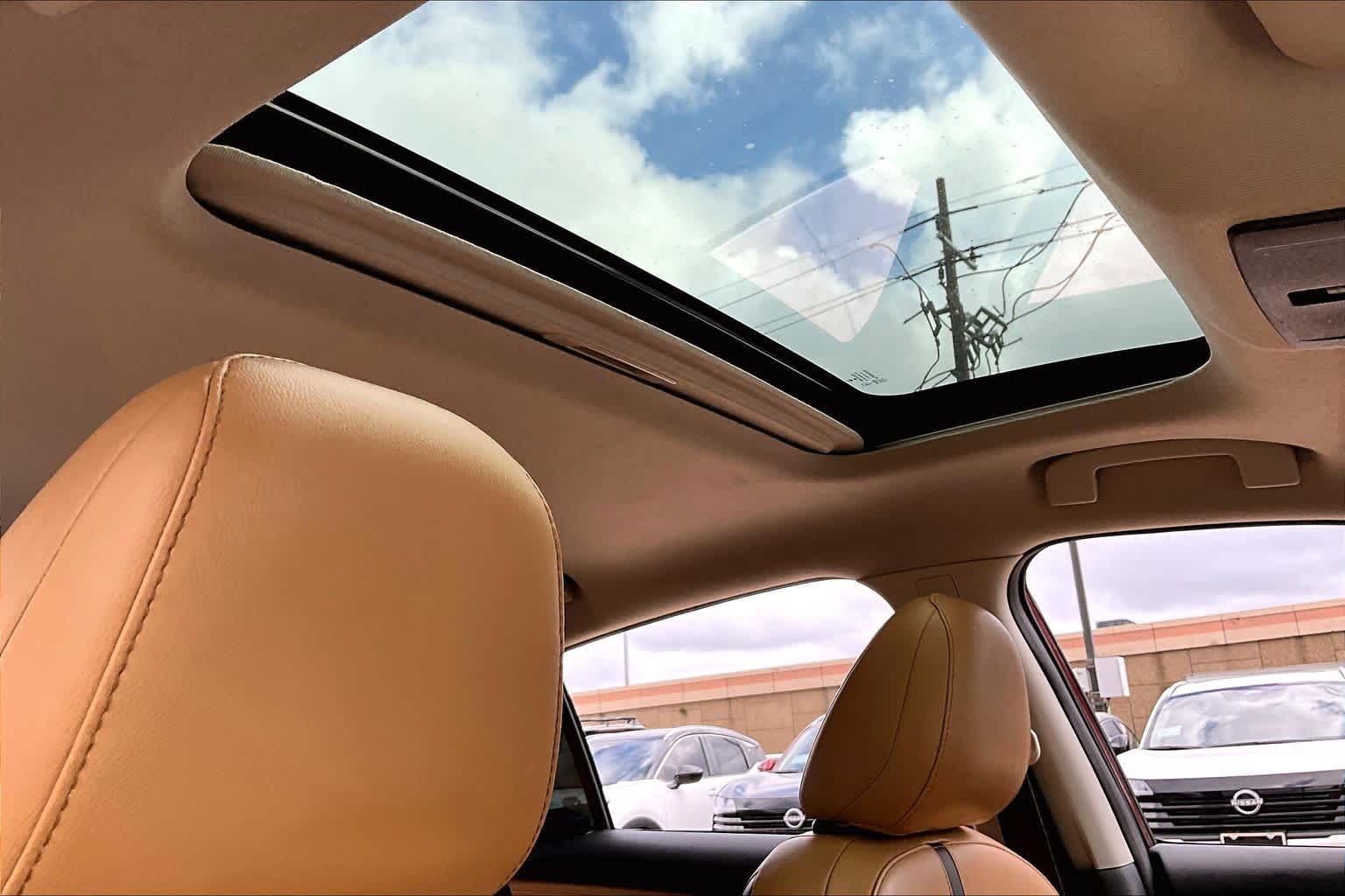 2024 Nissan Sentra photo 14 of 35