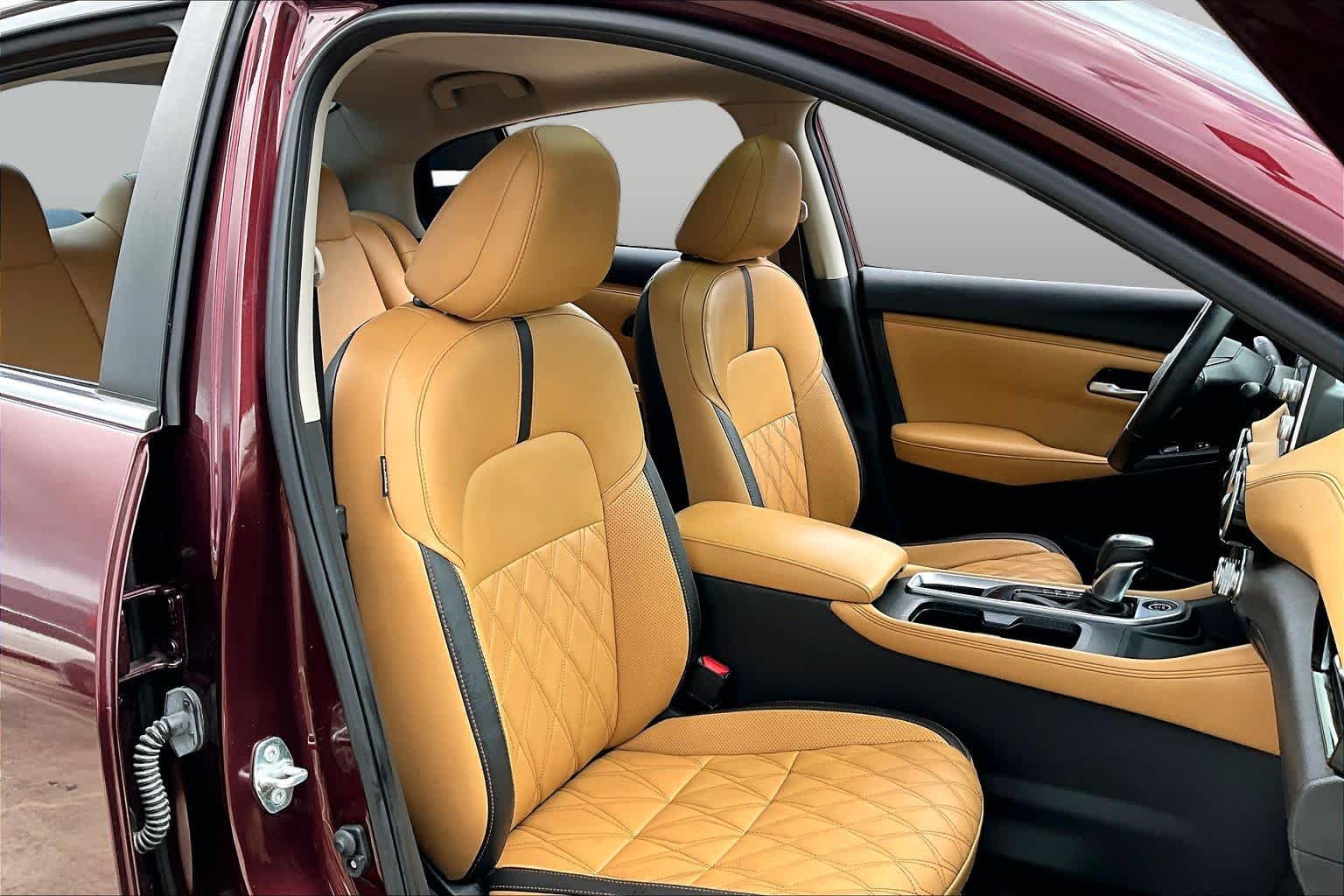 2024 Nissan Sentra photo 9 of 35