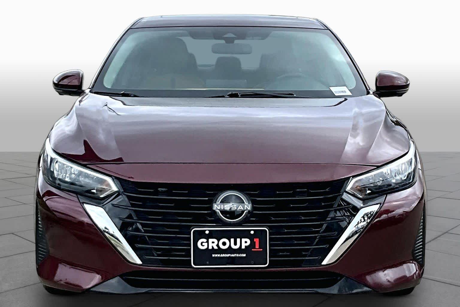 2024 Nissan Sentra photo 4 of 35