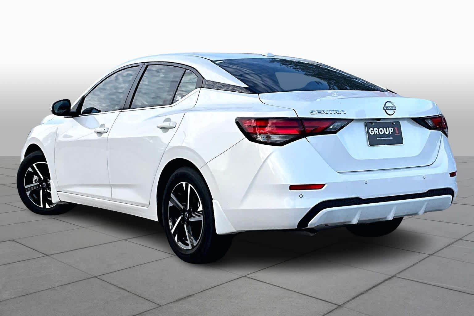 2025 Nissan Sentra SV Aspen White Tricoat at Sterling McCall Nissan