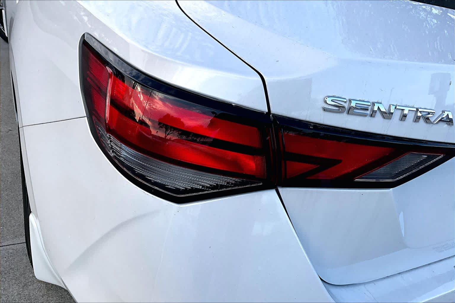 2025 Nissan Sentra SV Aspen White Tricoat at Sterling McCall Nissan