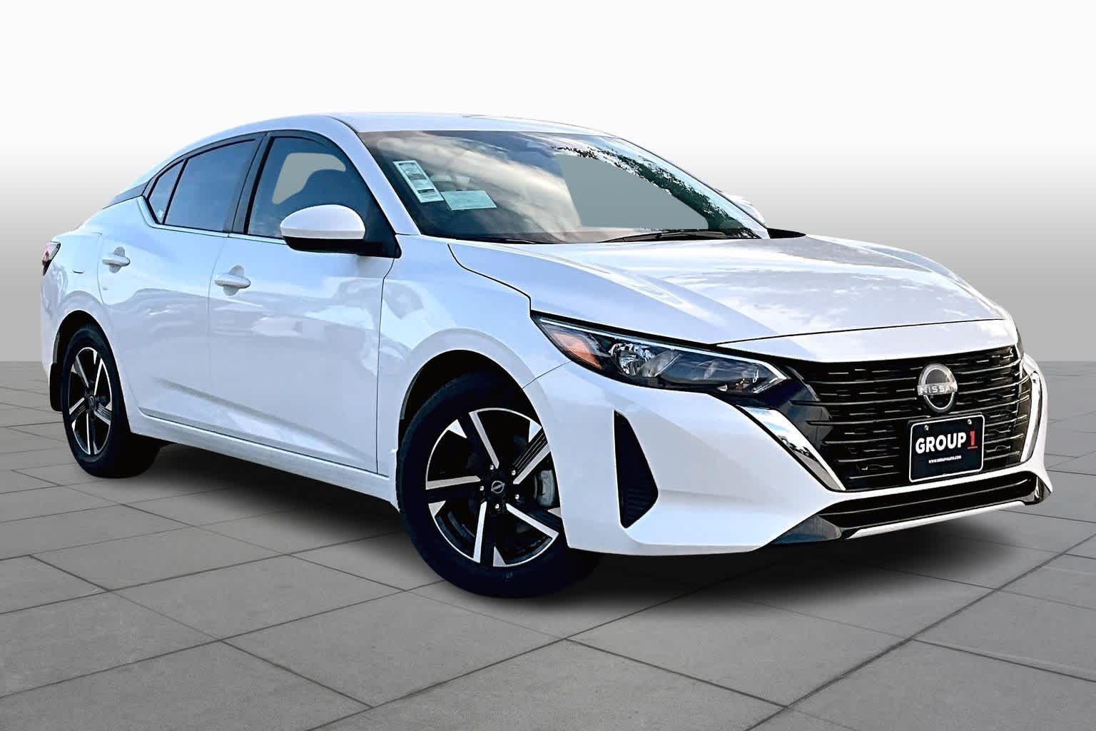 2025 Nissan Sentra SV Aspen White Tricoat at Sterling McCall Nissan