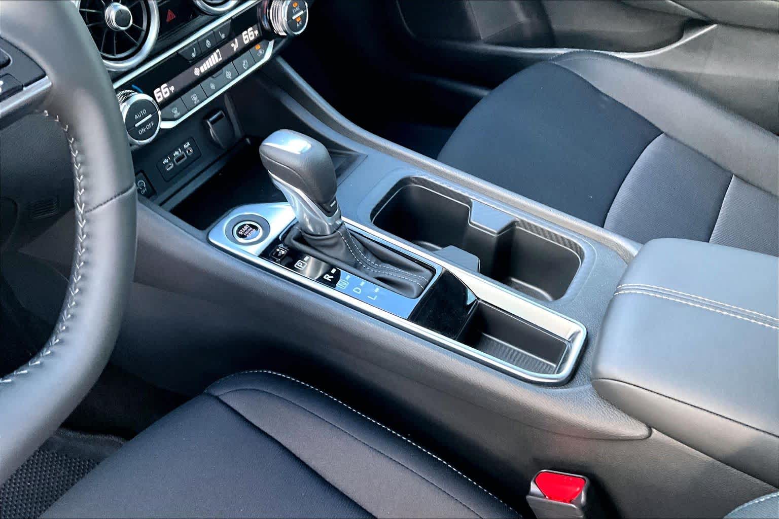 2025 Nissan Sentra SV Aspen White Tricoat at Sterling McCall Nissan