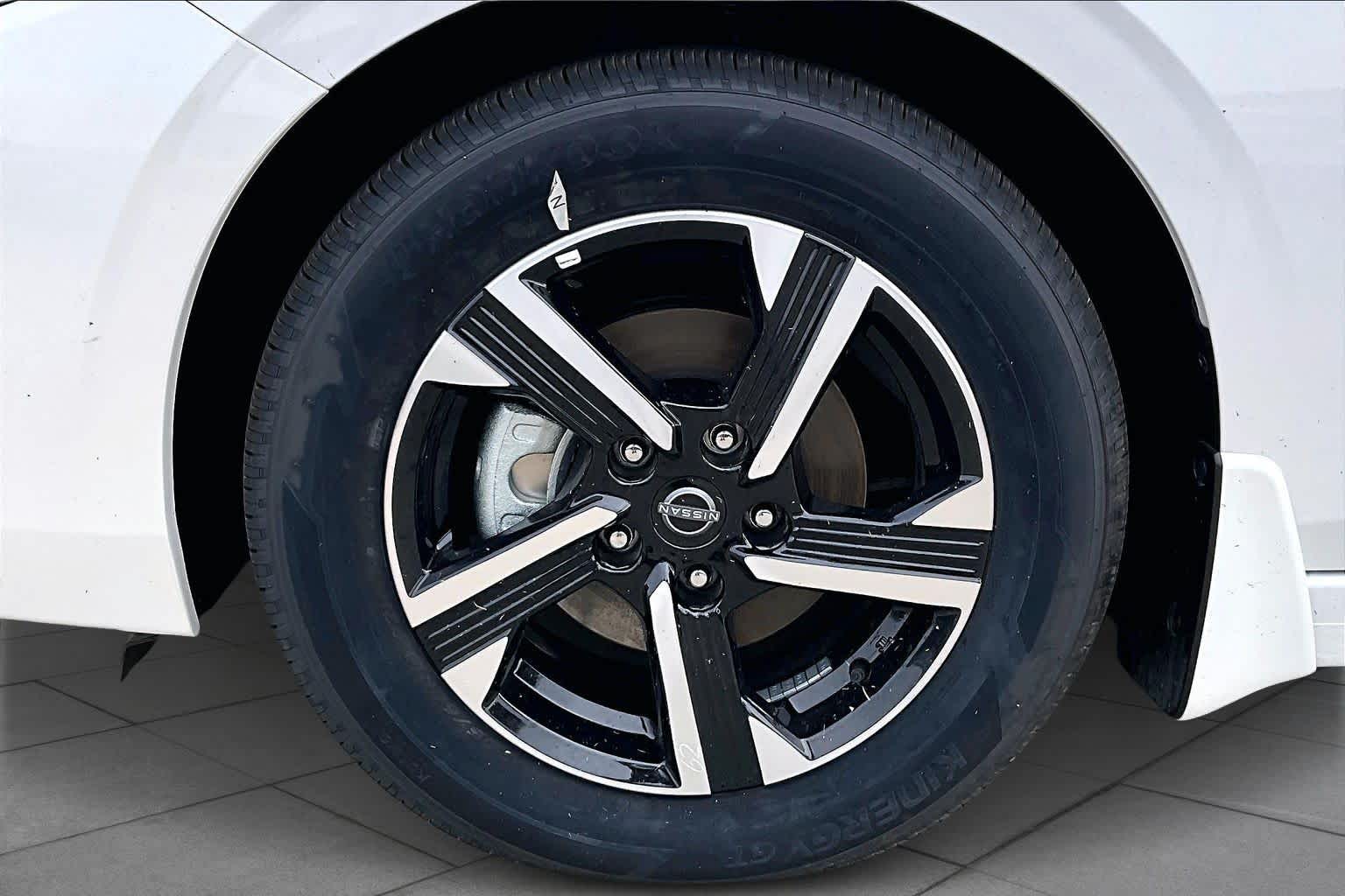 2025 Nissan Sentra SV Aspen White Tricoat at Sterling McCall Nissan