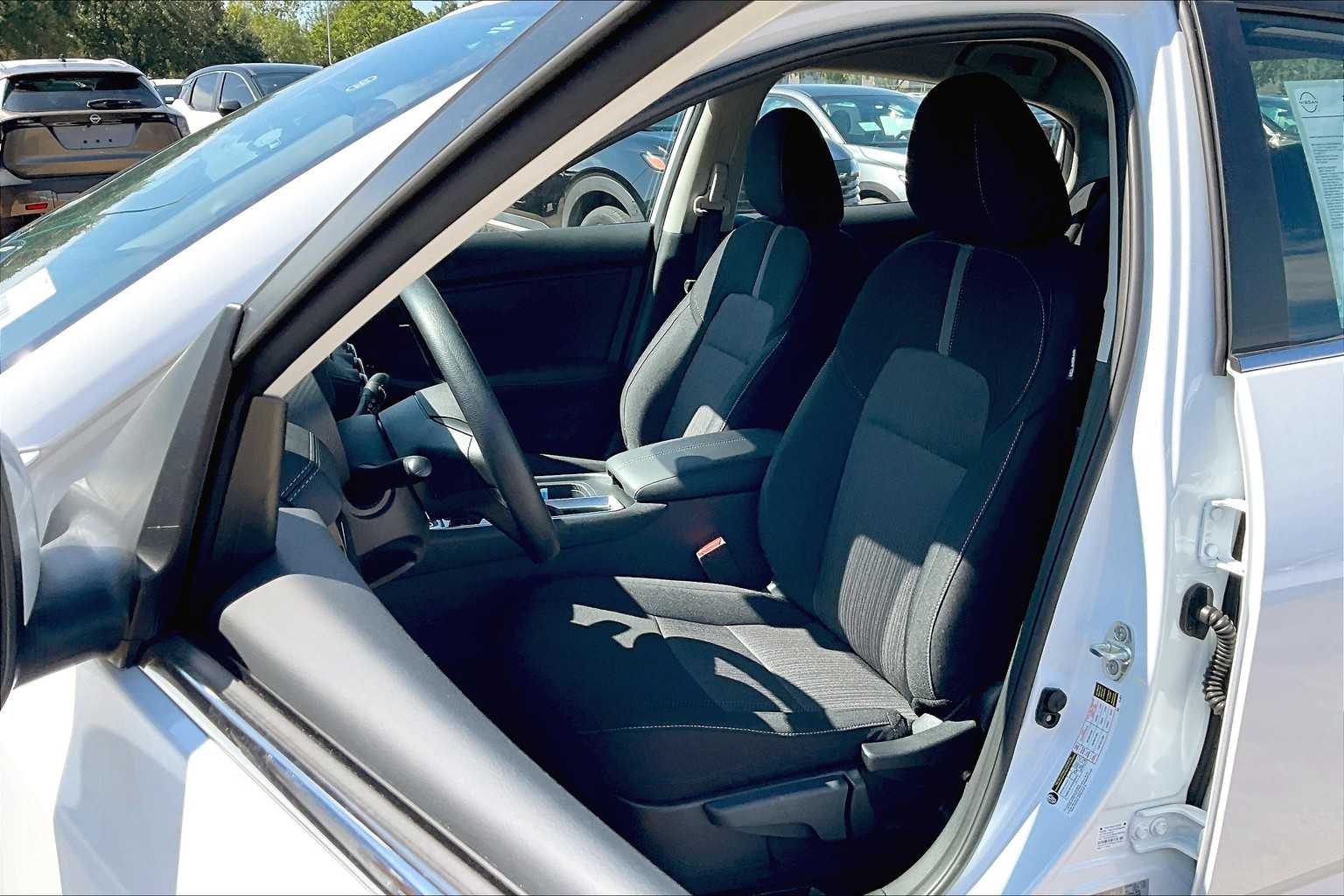 2025 Nissan Sentra SV Fresh Powder at Tomball Chrysler Dodge Jeep Ram