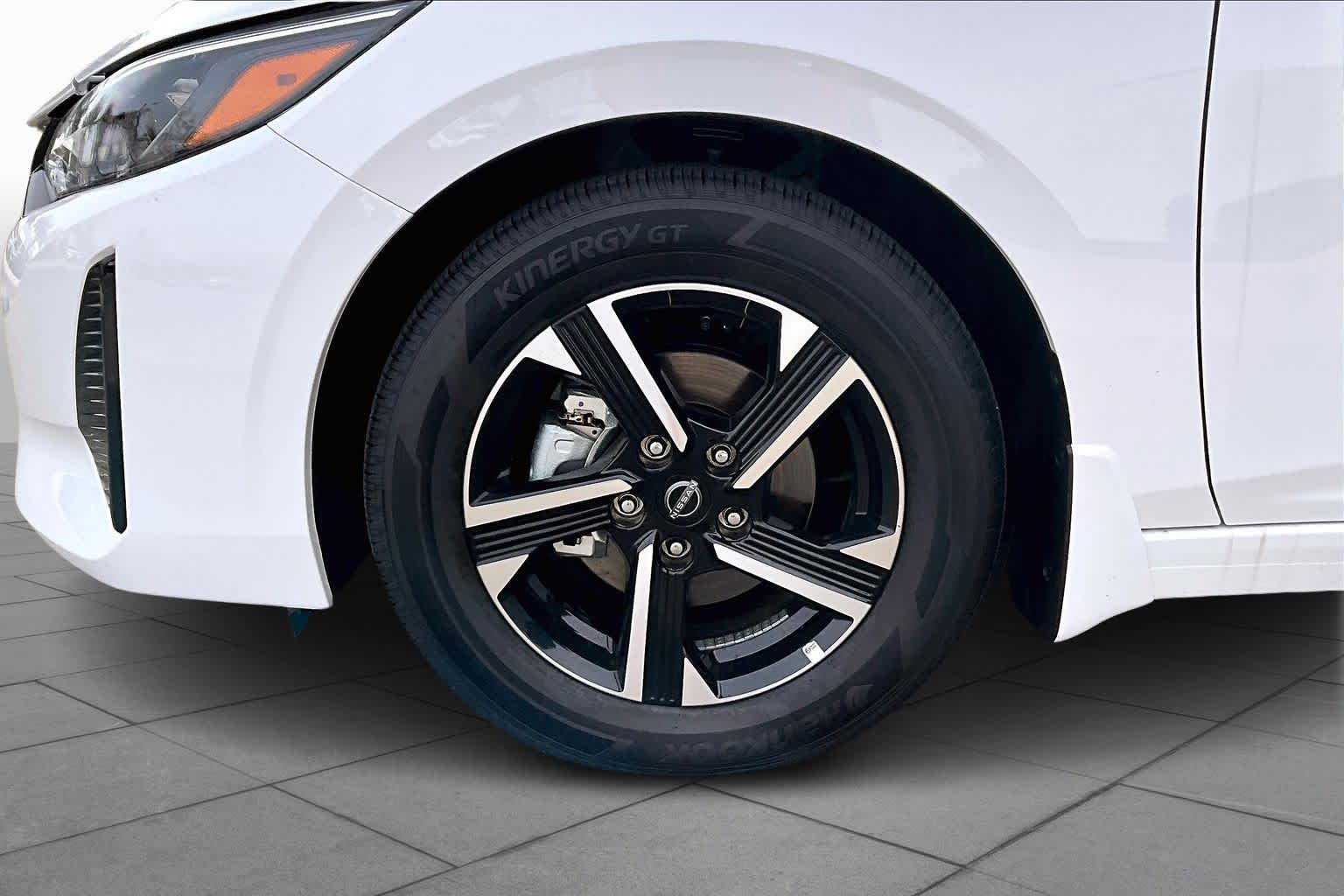 2025 Nissan Sentra SV Fresh Powder at Sterling McCall Nissan