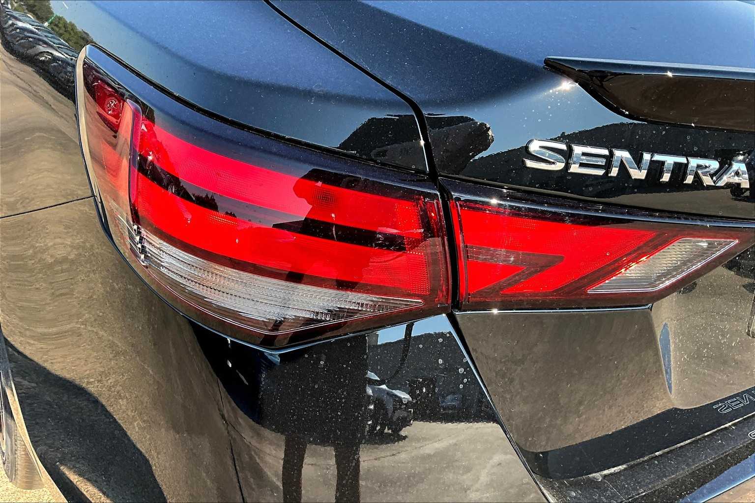 2025 Nissan Sentra SR Super Black at Tomball Chrysler Dodge Jeep Ram