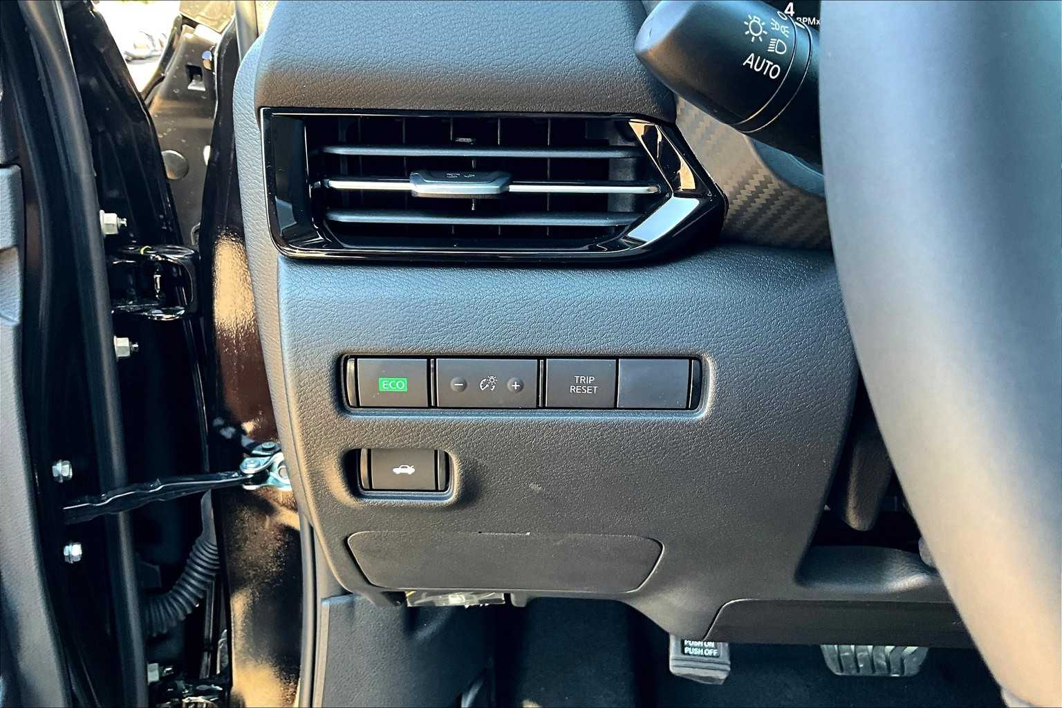 2025 Nissan Sentra SR Super Black at Tomball Chrysler Dodge Jeep Ram