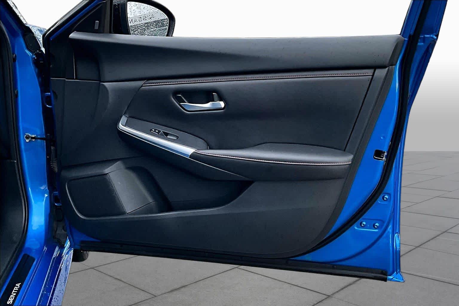 2024 Nissan Sentra SR Electric Blue Metallic/Super Black at Beck & Masten Kia