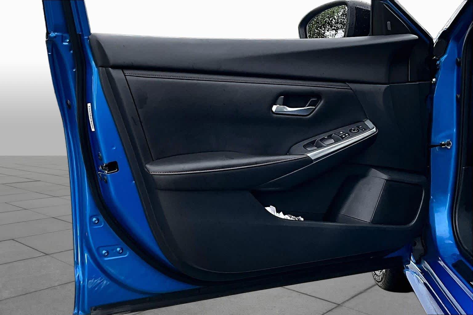 2024 Nissan Sentra SR Electric Blue Metallic/Super Black at Beck & Masten Kia
