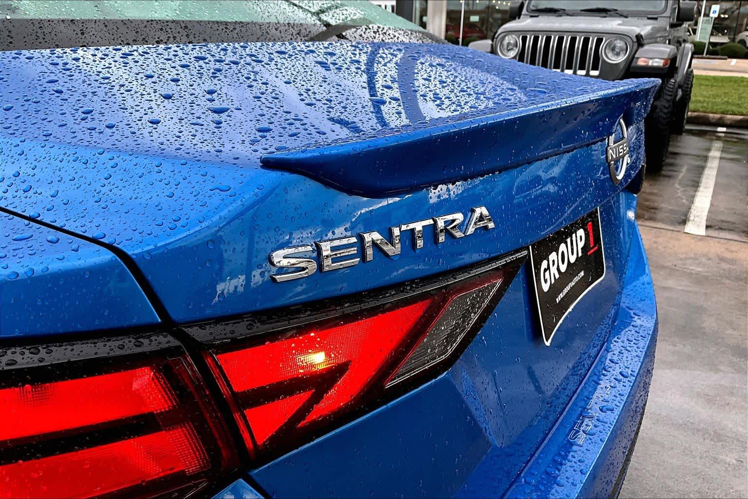 2024 Nissan Sentra SR Electric Blue Metallic/Super Black at Beck & Masten Kia