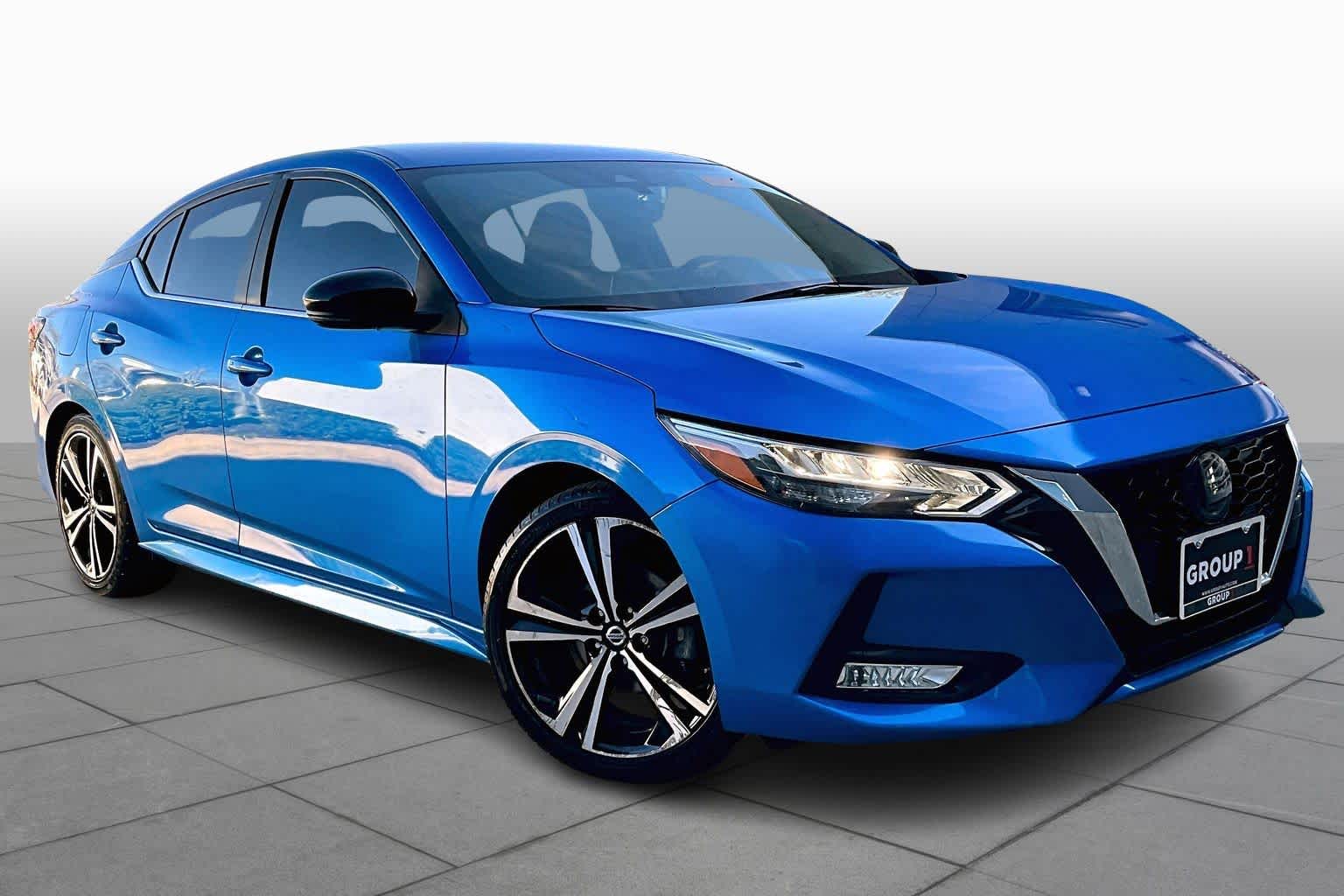 2022 Nissan Sentra SR Electric Blue Metallic at Sterling McCall Nissan