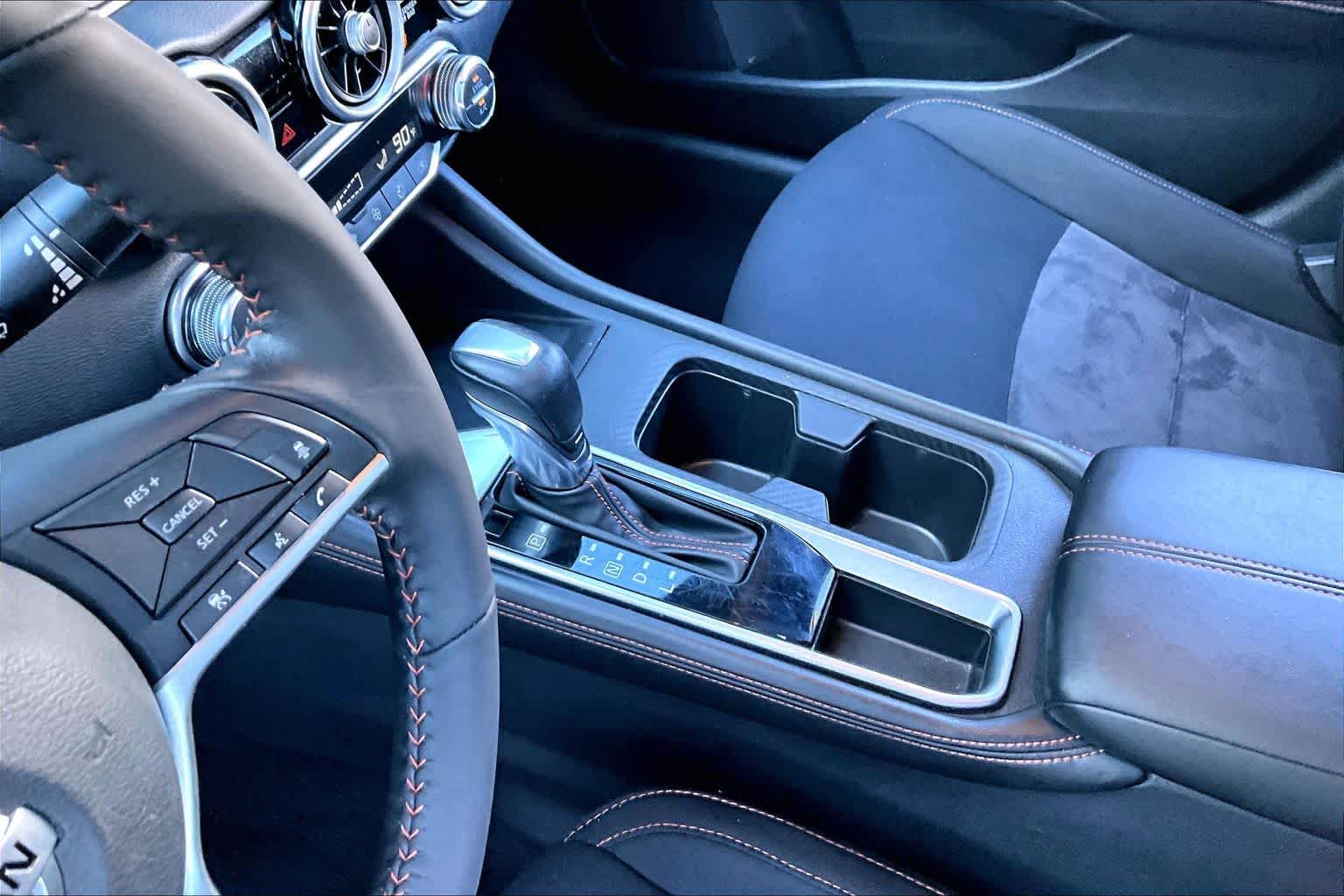 2022 Nissan Sentra SR Electric Blue Metallic at Sterling McCall Nissan