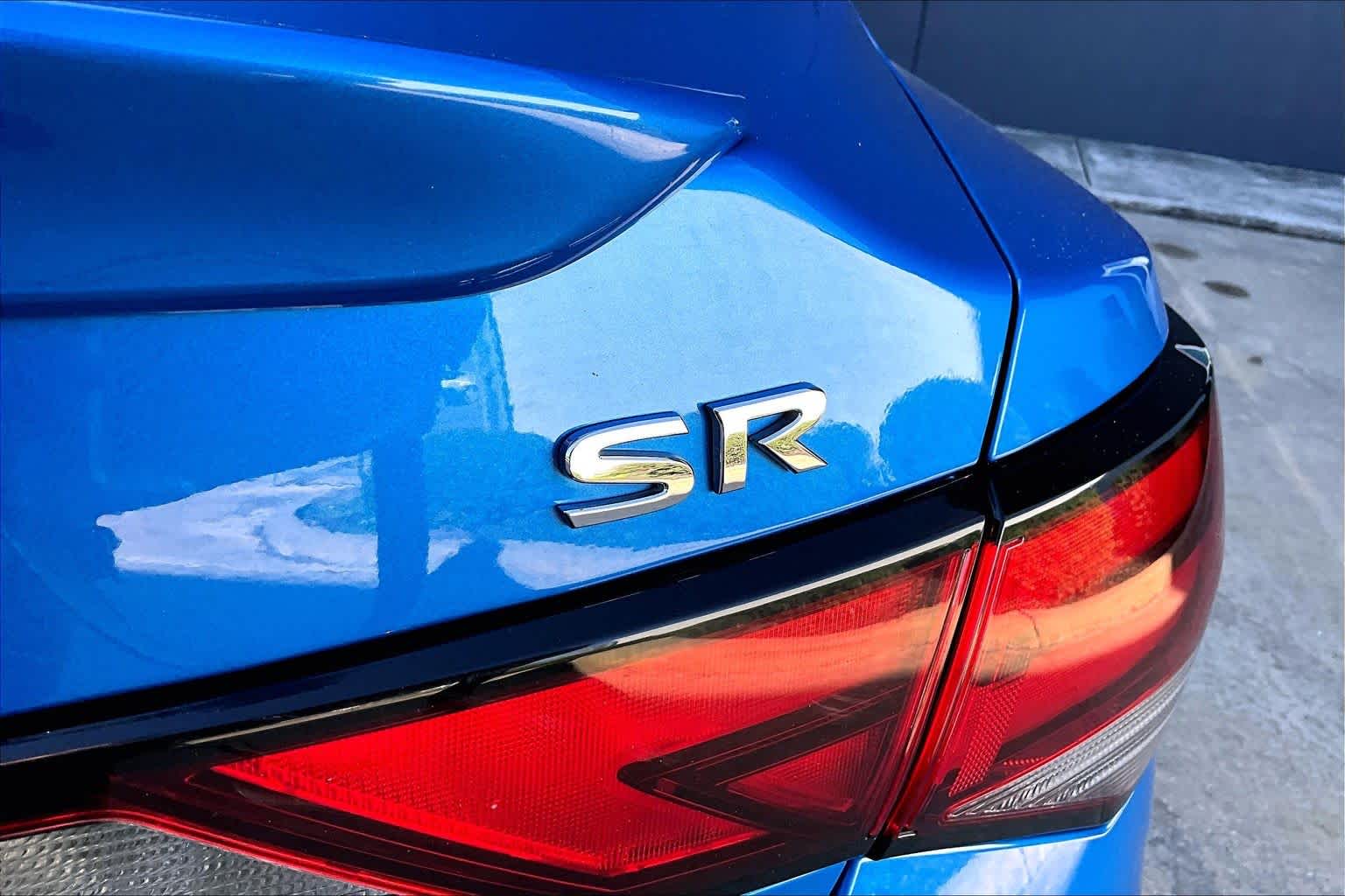 2022 Nissan Sentra SR Electric Blue Metallic at Sterling McCall Nissan
