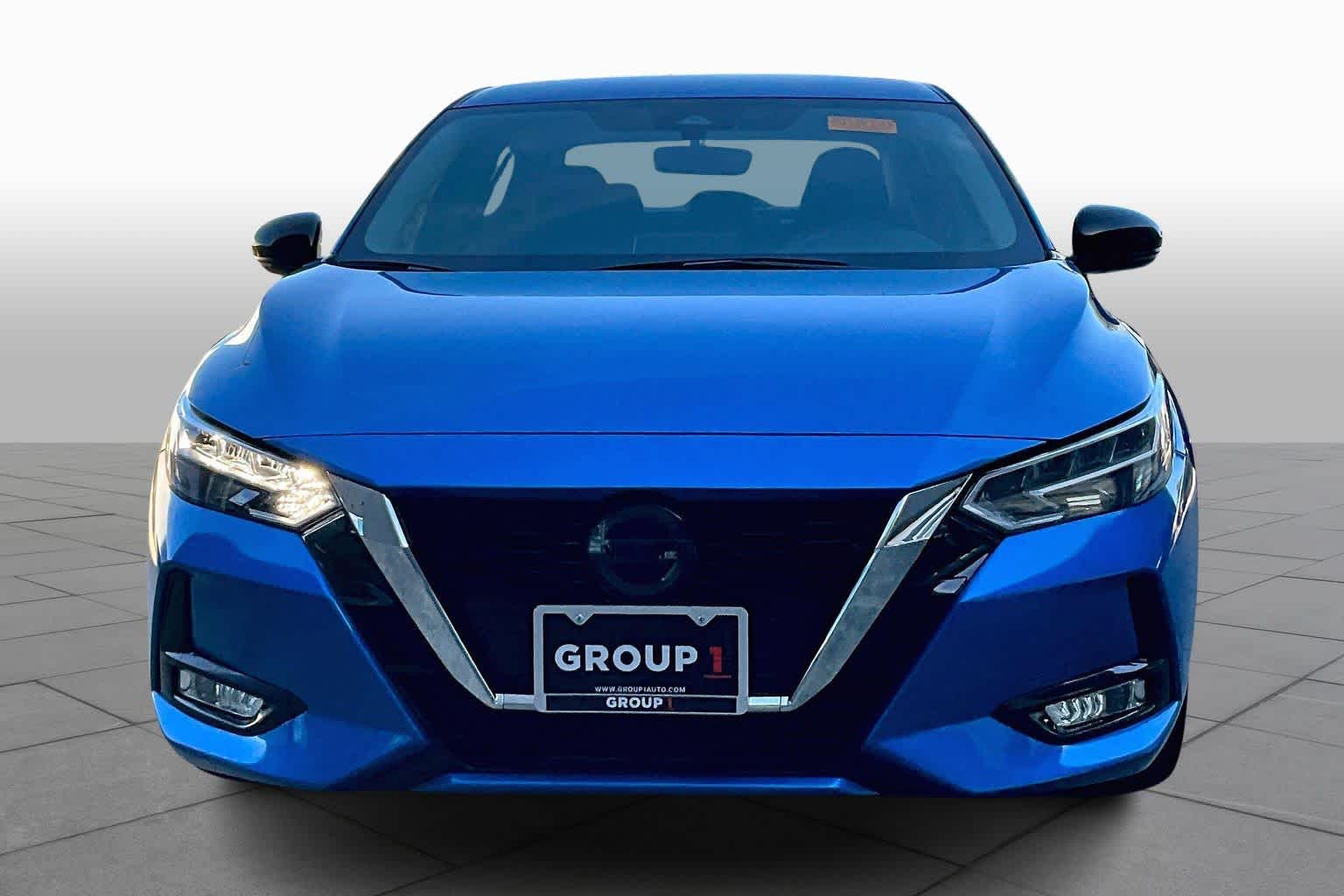 2022 Nissan Sentra SR Electric Blue Metallic at Sterling McCall Nissan