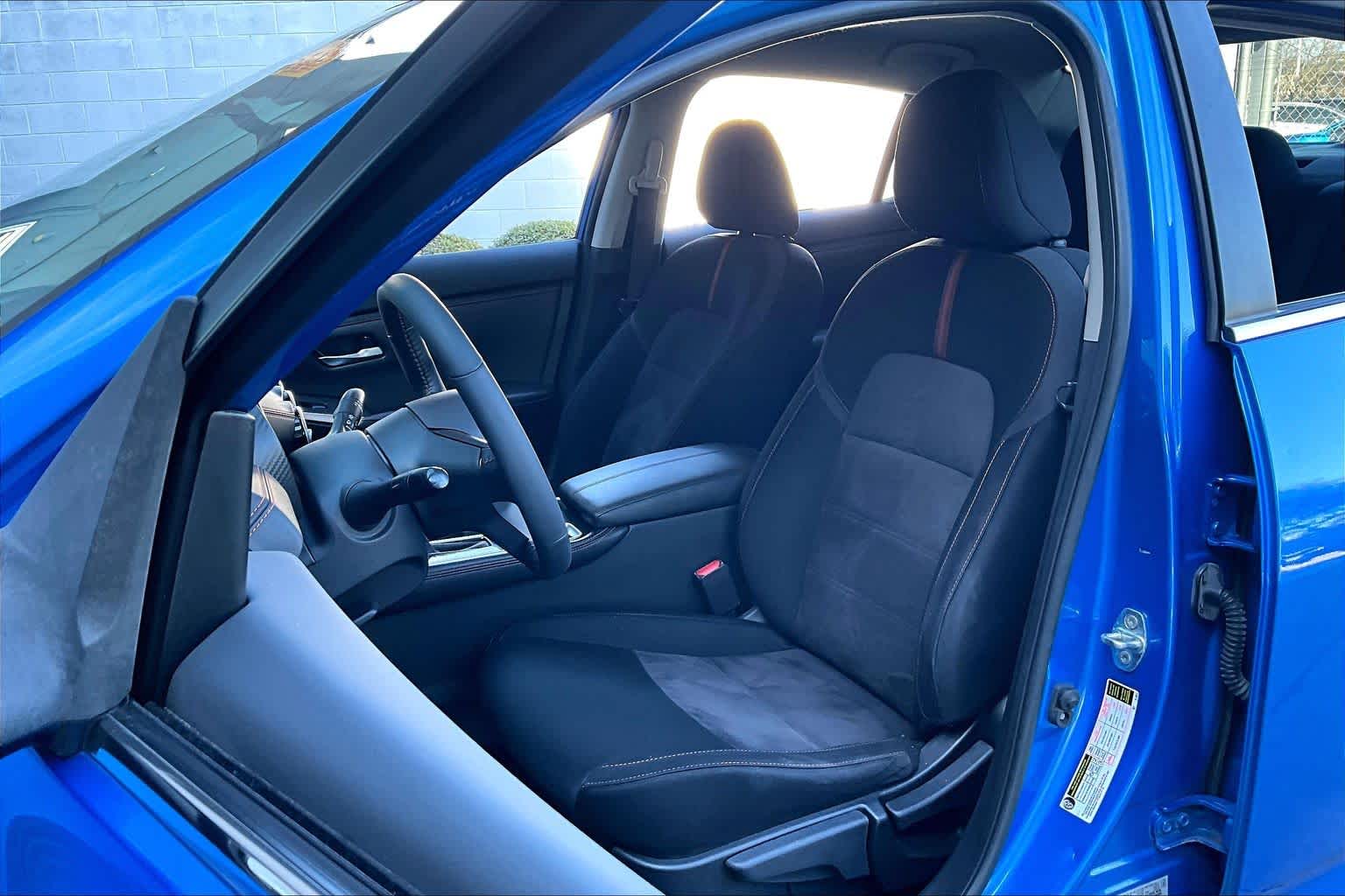 2022 Nissan Sentra SR Electric Blue Metallic at Sterling McCall Nissan