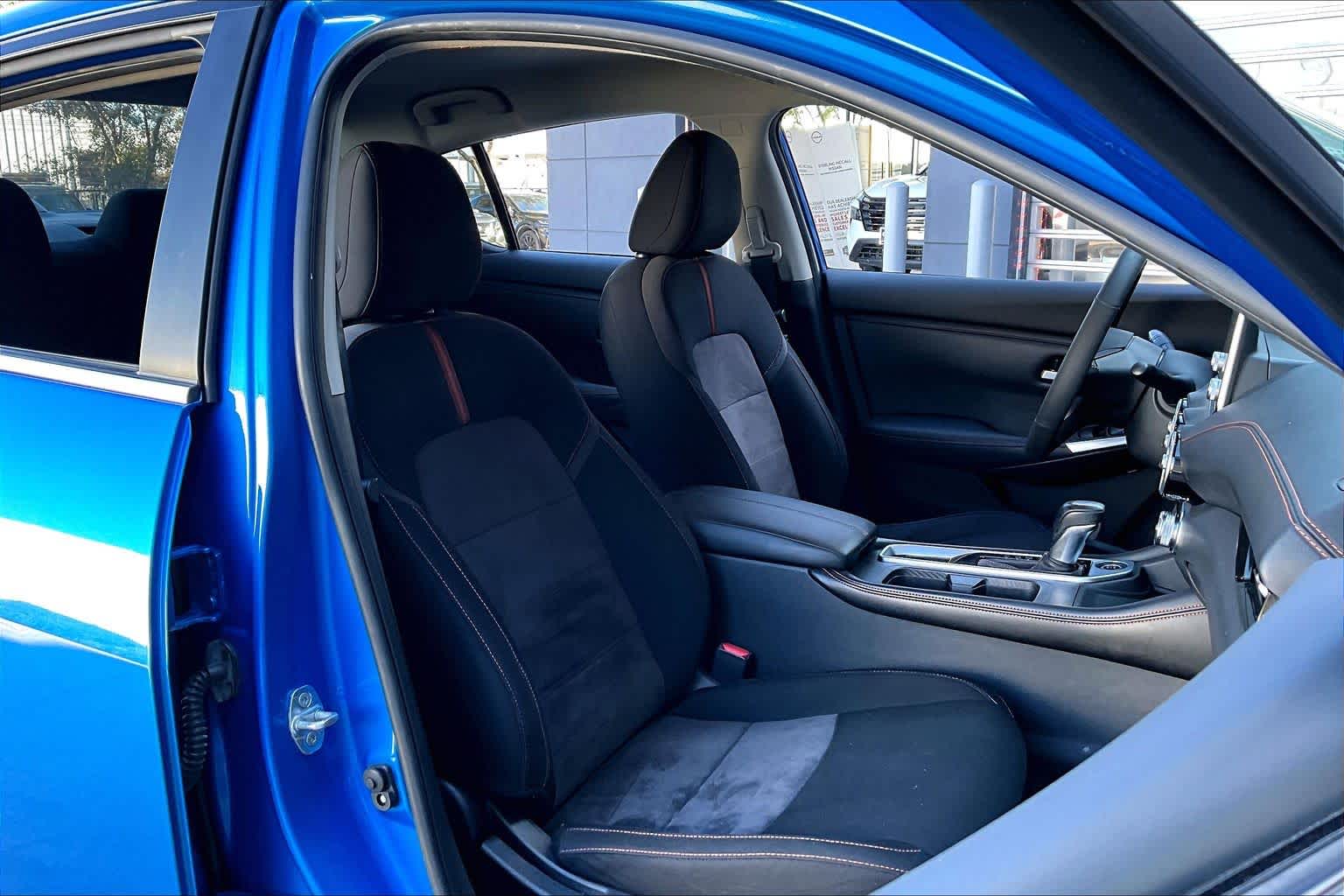 2022 Nissan Sentra SR Electric Blue Metallic at Sterling McCall Nissan