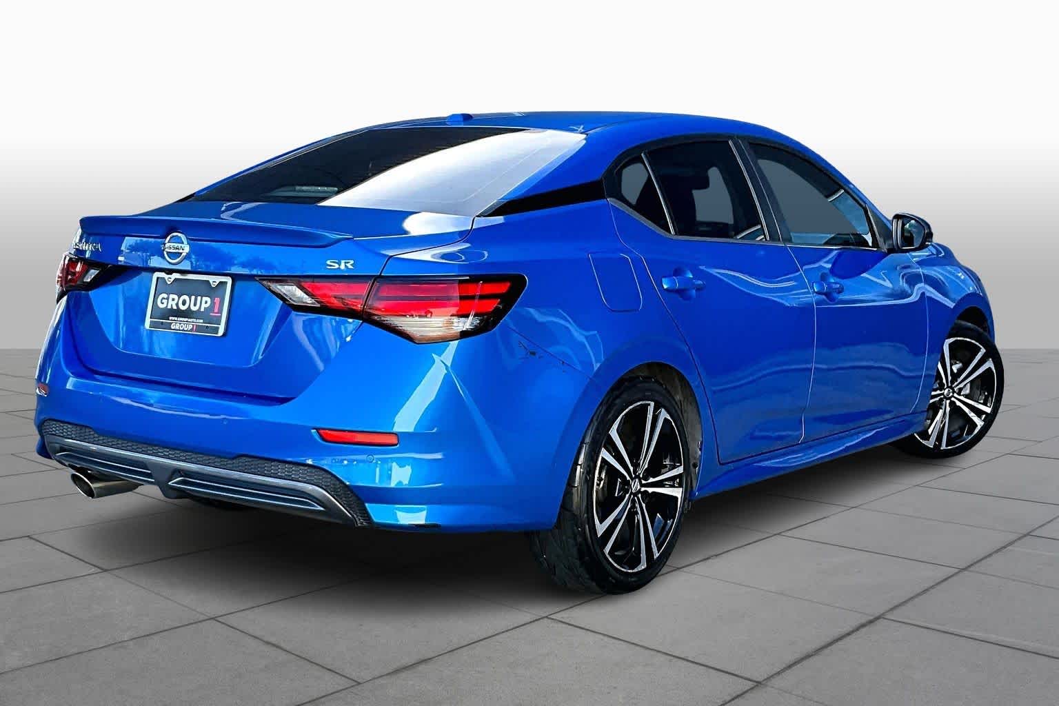 2022 Nissan Sentra SR Electric Blue Metallic at Sterling McCall Nissan