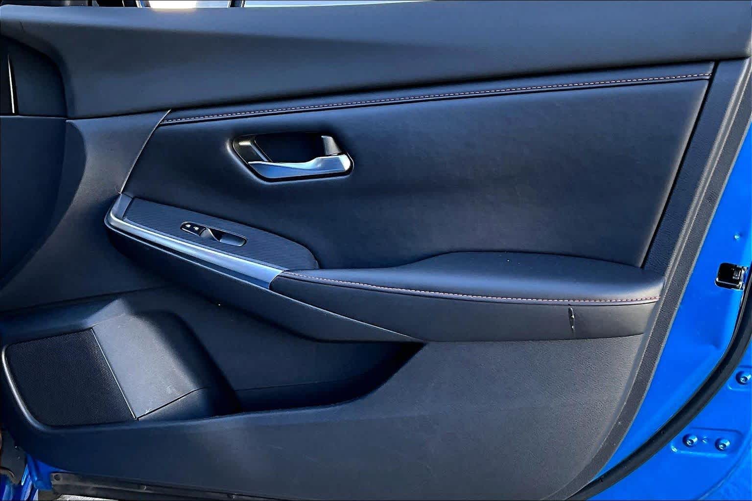 2022 Nissan Sentra SR Electric Blue Metallic at Sterling McCall Nissan