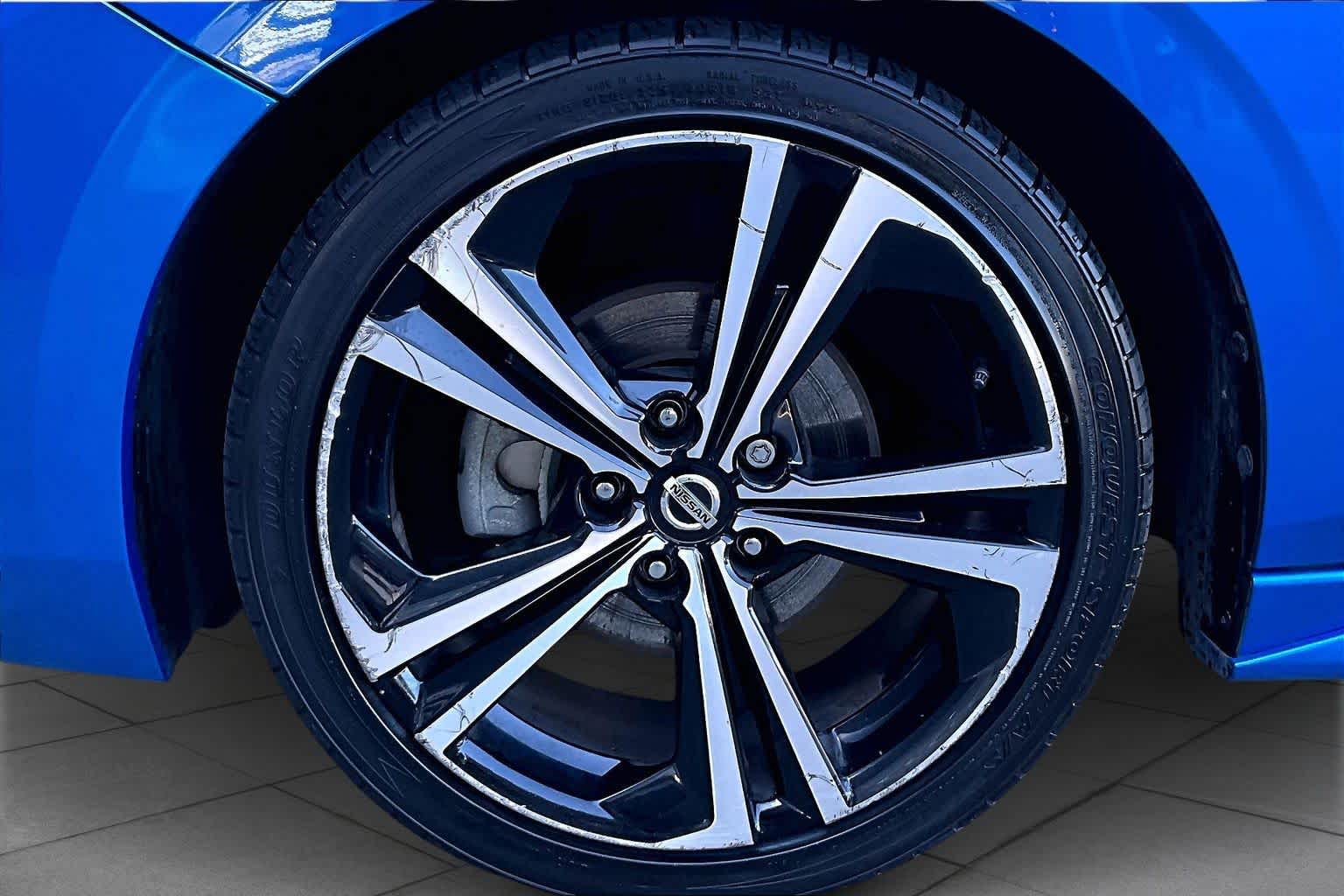 2022 Nissan Sentra SR Electric Blue Metallic at Sterling McCall Nissan