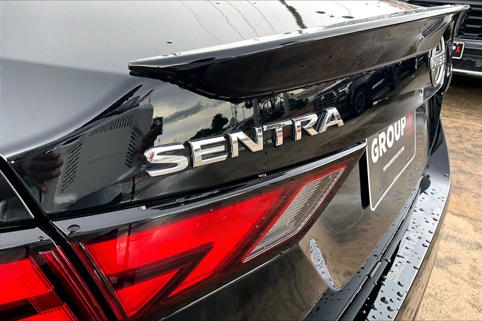 2025 Nissan Sentra SR - 9