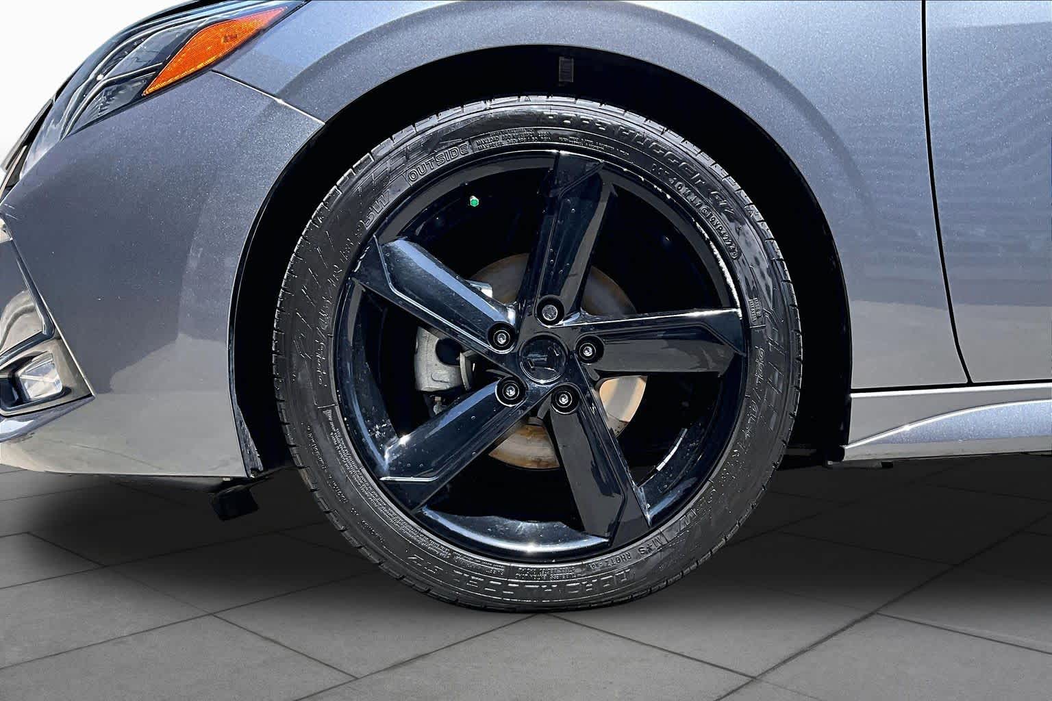 2023 Nissan Sentra SR Gun Metallic/Super Black at HGreg Houston