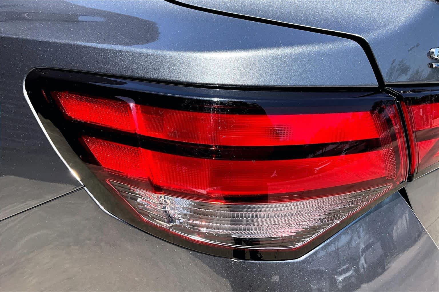 2023 Nissan Sentra SR Gun Metallic/Super Black at HGreg Houston