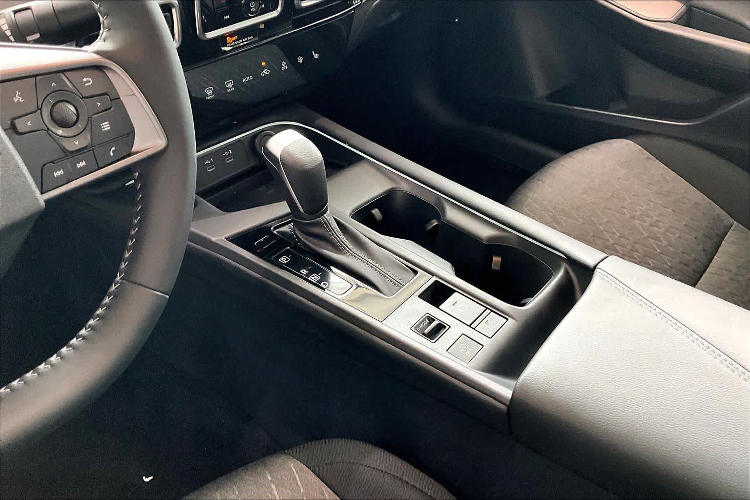 2026 Nissan Sentra photo 15 of 34