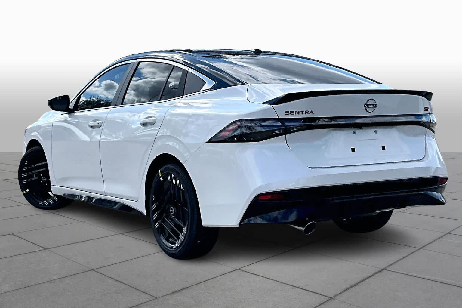 2026 Nissan Sentra SR Aspen White Tricoat/Super Black at Sterling McCall Nissan