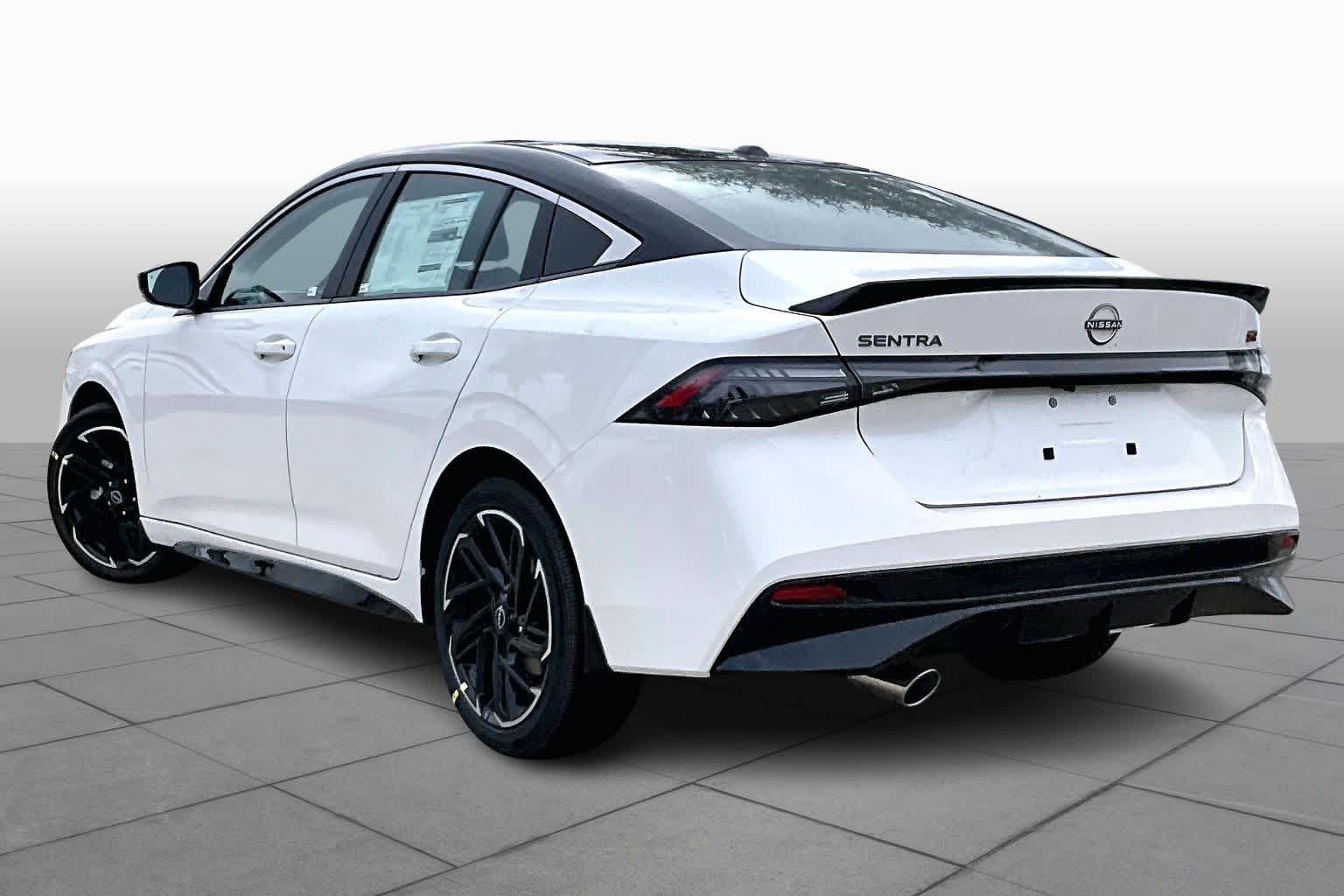 2026 Nissan Sentra SR Aspen White Tricoat/Super Black at HGreg Houston