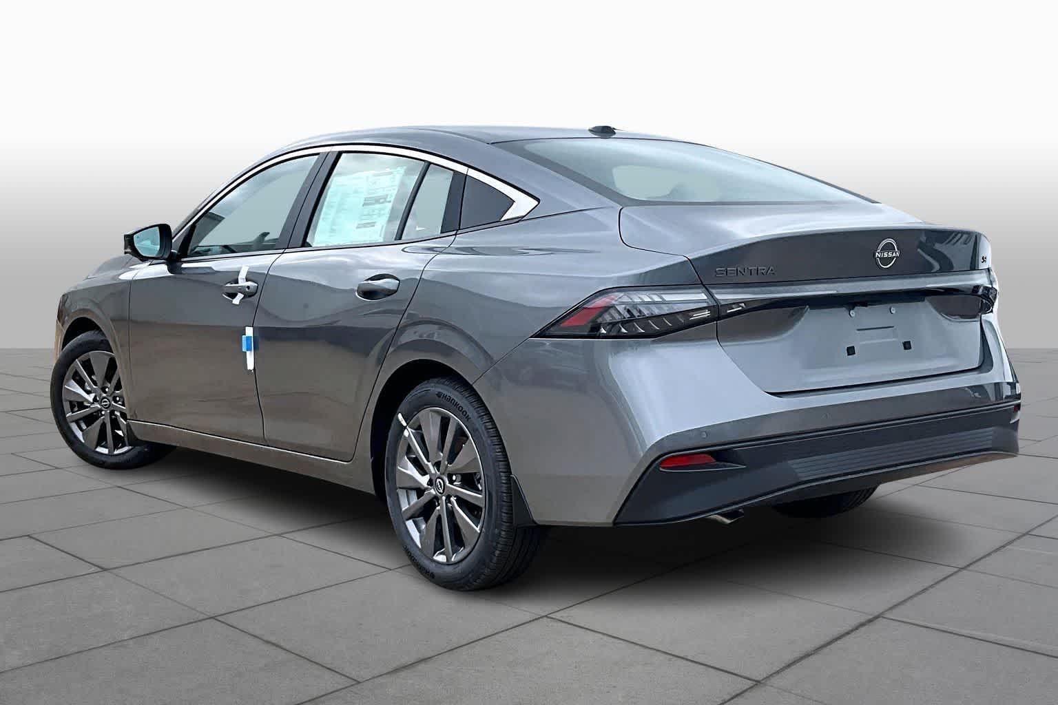 2026 Nissan Sentra SL - 6