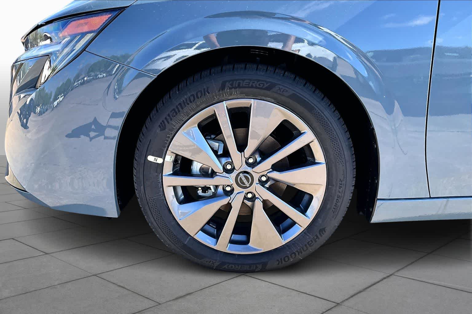 2026 Nissan Sentra SL - 8